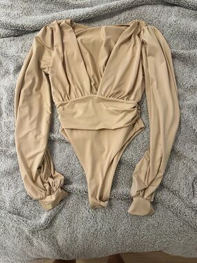 Beige Long Sleeve V-Neck Bodysuit